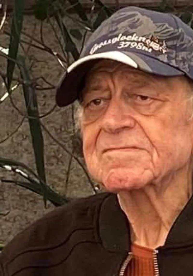 قصة كاتب حقيقي/ ناجي ظاهر